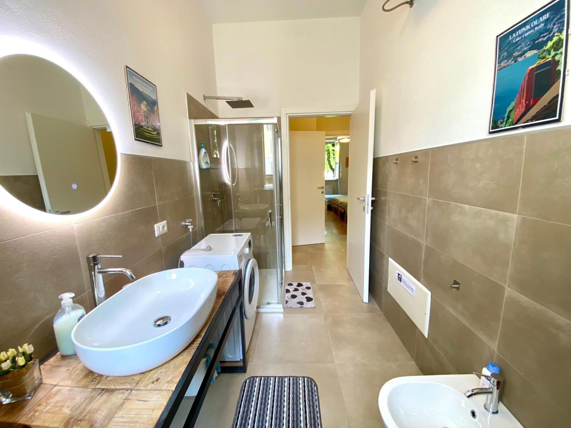 Como City Apartment Giulio Cesare Buitenkant foto